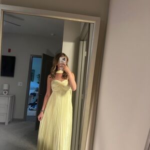 Elegant Yellow Strapless Dress